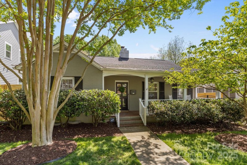 Property image 3 at 3019 Sunset Drive, Charlotte, NC 28209