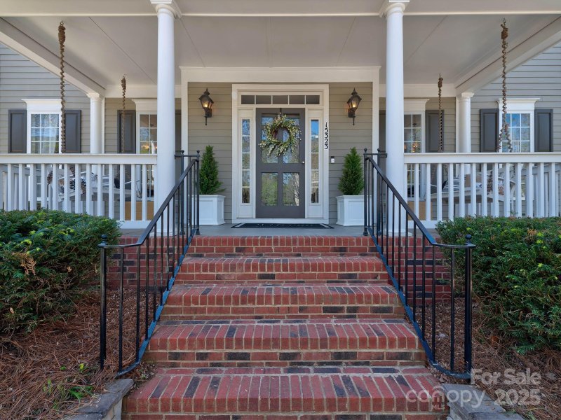 Property image 2 at 15323 Barnsbury Drive, Huntersville, NC 28078