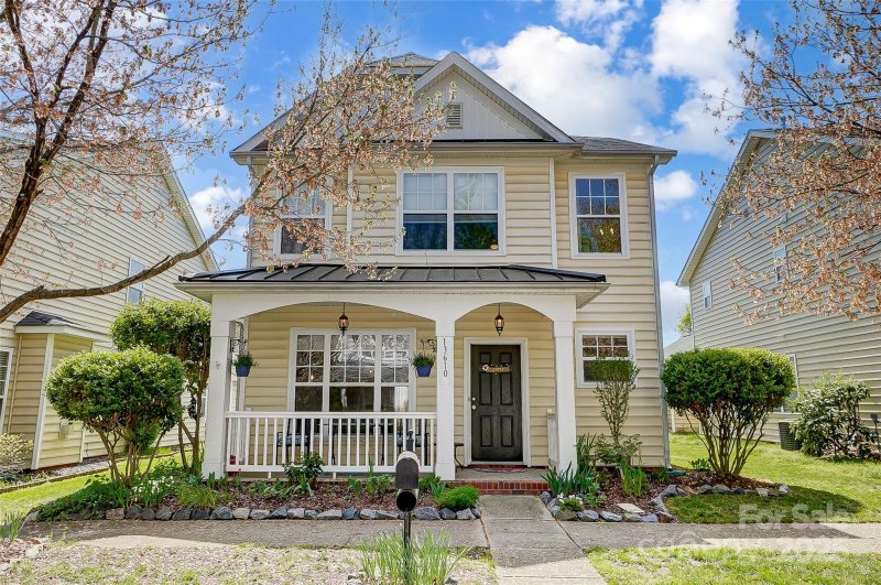 Monteith Place, Huntersville Community