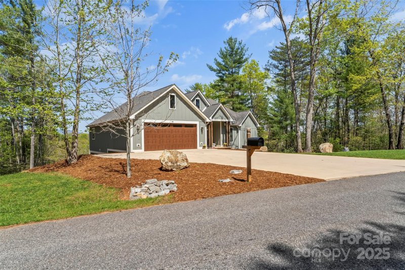 Property image 2 of 44 Sycamore Drive in The Arbor at Lake James, Nebo, NC 28761