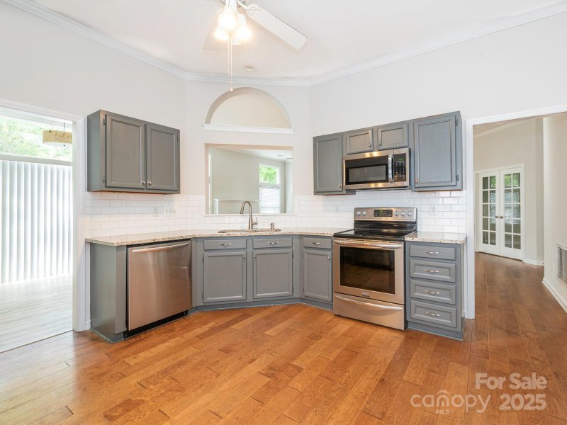 Property image 5 at 8718 Rittenhouse Circle, Charlotte, NC 28270