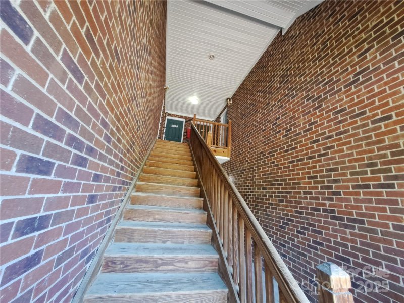 Property image 3 at 2527 Carya Pond Lane, Charlotte, NC 28212