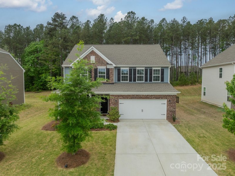 Property image 2 at 127 Slip Shot Lane, Troutman, NC 28166