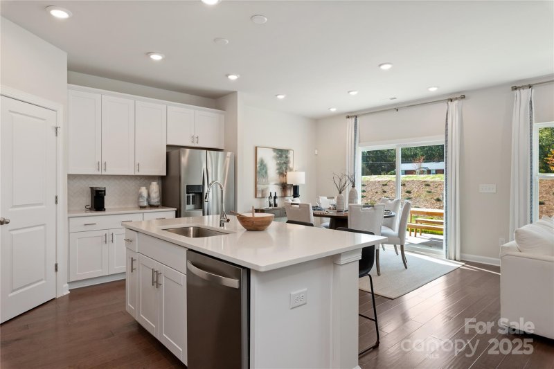 Property image 4 at 117 Vaquaro Drive, Mooresville, NC 28115