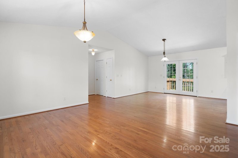 Property image 4 at 112 N Council Oaks Street, Morganton, NC 28655