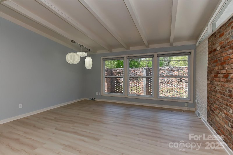 Property image 2 of 3111 Spring Valley Road in Huntingtowne farms, Charlotte, NC 28210