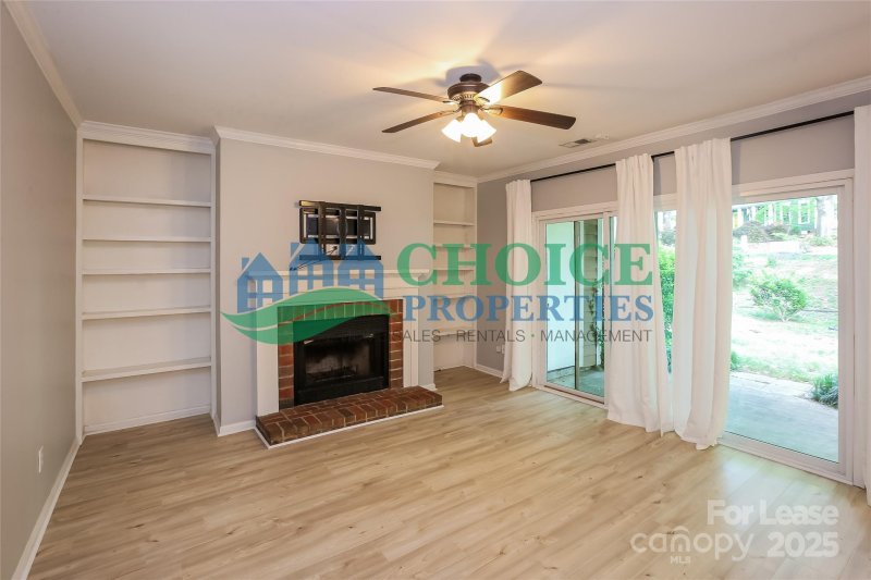 Property image 3 at 3304 Selwyn Farms Lane, Charlotte, NC 28209