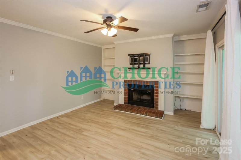 Property image 4 at 3304 Selwyn Farms Lane, Charlotte, NC 28209