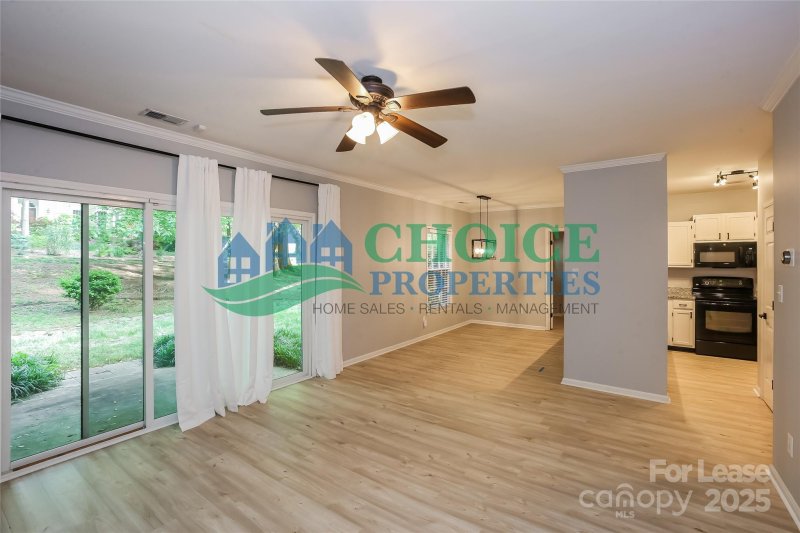 Property image 5 at 3304 Selwyn Farms Lane, Charlotte, NC 28209