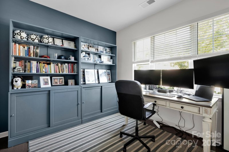 Property image 4 at 15127 Oleander Drive, Charlotte, NC 28278