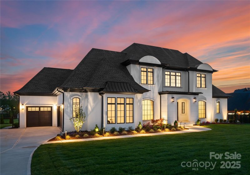 405 Sugar Maple Lane