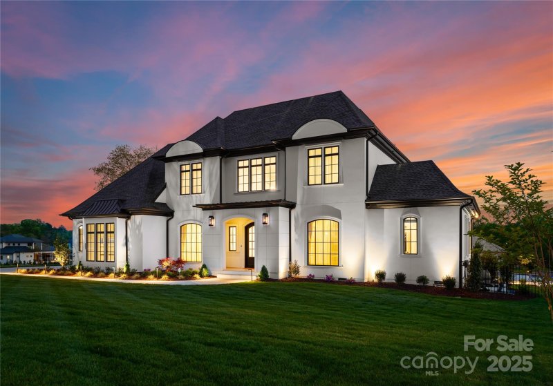 Property image 4 of 405 Sugar Maple Lane in TWIN LAKES, Weddington, NC 28104