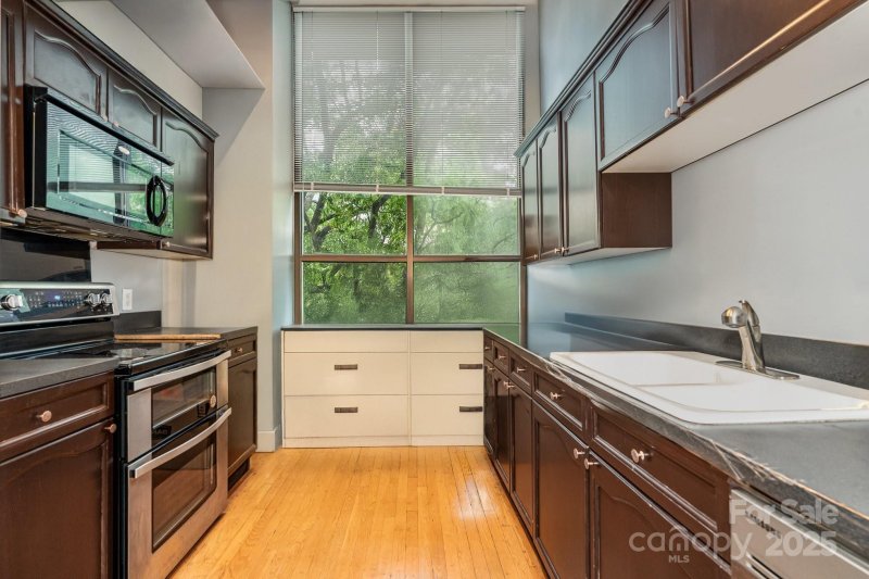 Property image 5 at 127 N Tryon Street, Charlotte, NC 28202