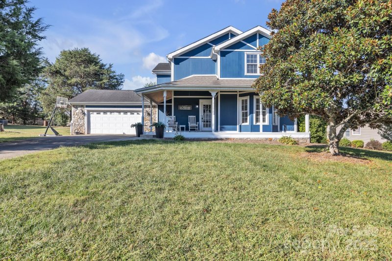 Property image 2 at 63 Frost Lane, Taylorsville, NC 28681