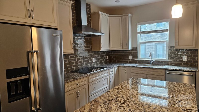 Property image 4 at 3740 Sky Haven Drive, Charlotte, NC 28209