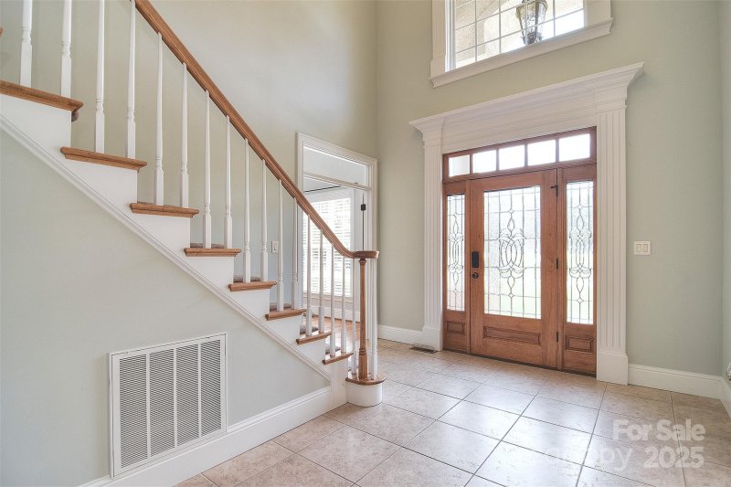 Property image 3 at 6927 Ellington Farm Lane, Mint Hill, NC 28227