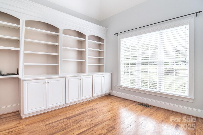 Property image 5 at 6927 Ellington Farm Lane, Mint Hill, NC 28227