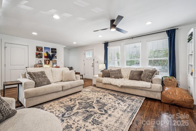 Property image 4 at 1327 Fairmont Street, Charlotte, NC 28216