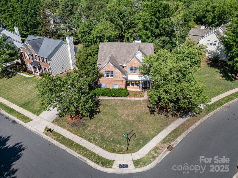 Property image 4 at 6904 Mordred Lane, Charlotte, NC 28277