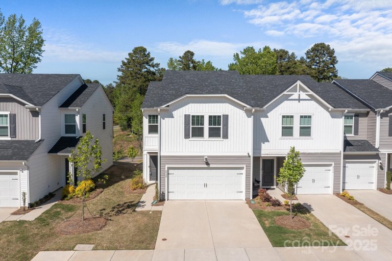 Property image 2 at 2340 Belterra Drive, Charlotte, NC 28216