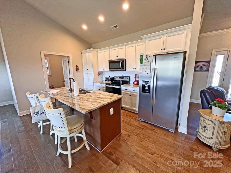 Property image 2 at 164 Castle Pines Lane, Statesville, NC 28625