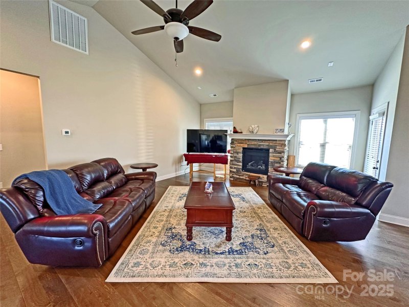Property image 3 at 164 Castle Pines Lane, Statesville, NC 28625