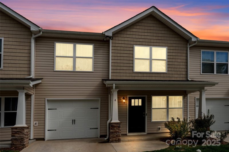 4 Chambers Garden Drive