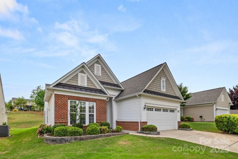 Property image 2 of 20135 Dovekie Lane in Sun City Carolina Lakes, Fort Mill, SC 29707