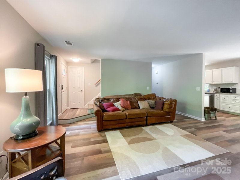 Property image 5 of 2113 Killarney Place in Wexford, Charlotte, NC 28262