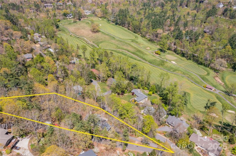 Property image 2 of 22 Robinhood Road in Sherwood Heights, Asheville, NC 28804