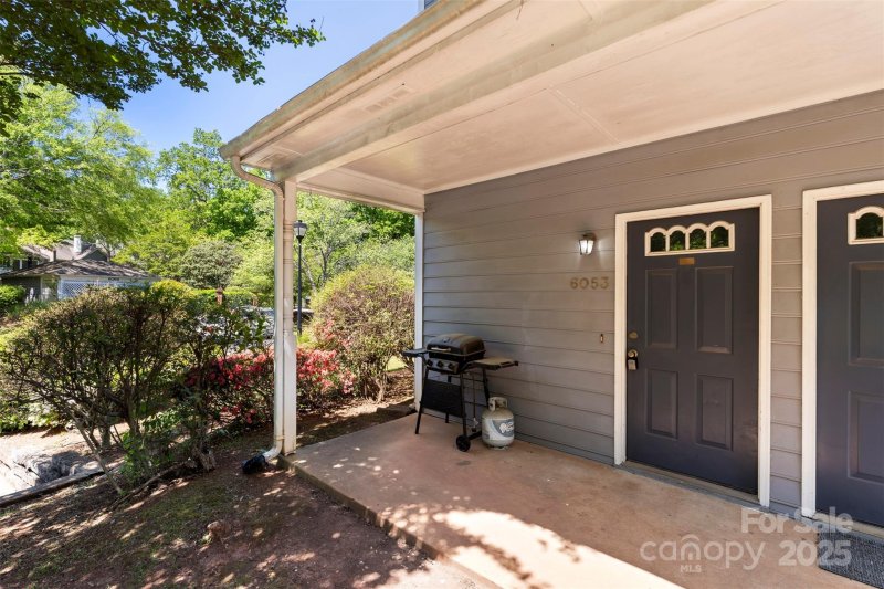 Property image 3 at 6053 Treetop Court, Charlotte, NC 28212