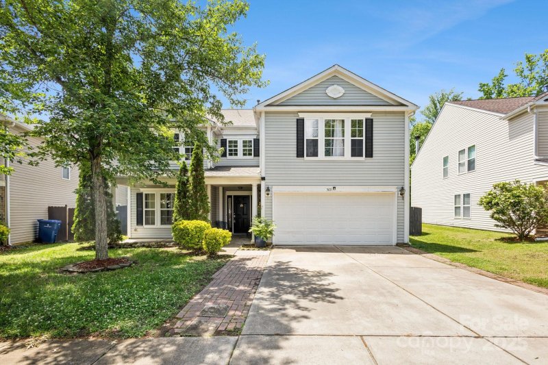 Property image 2 of 5611 Hammermill Drive in Providence Manor, Harrisburg, NC 28075