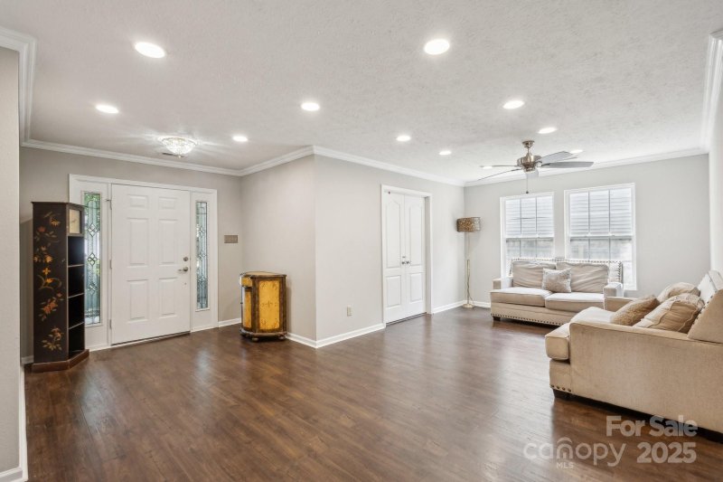 Property image 4 of 5611 Hammermill Drive in Providence Manor, Harrisburg, NC 28075