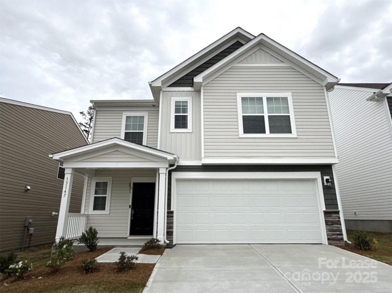 13147 Hampton Bay Lane