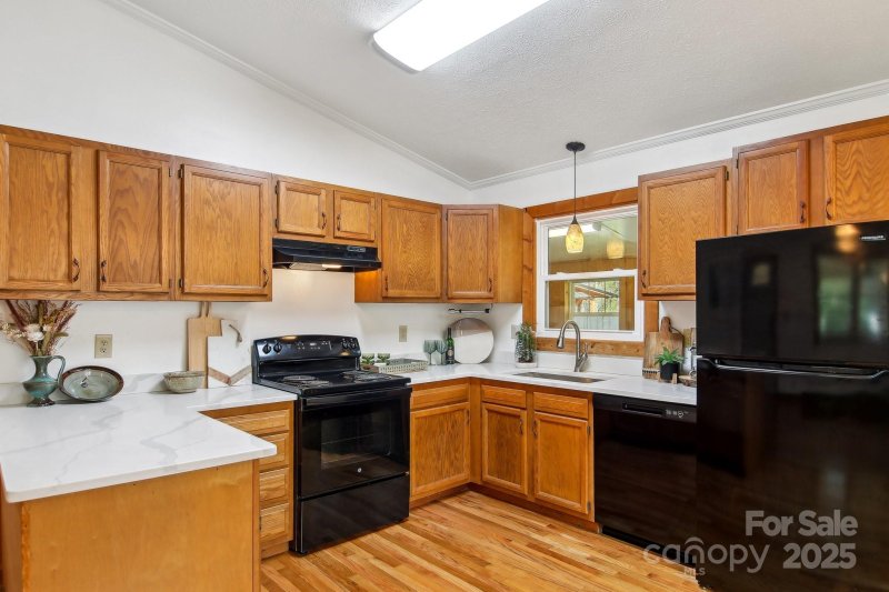 Property image 5 of 31 Elizabeth Lane in Hemlock Forest, Maggie Valley, NC 28751