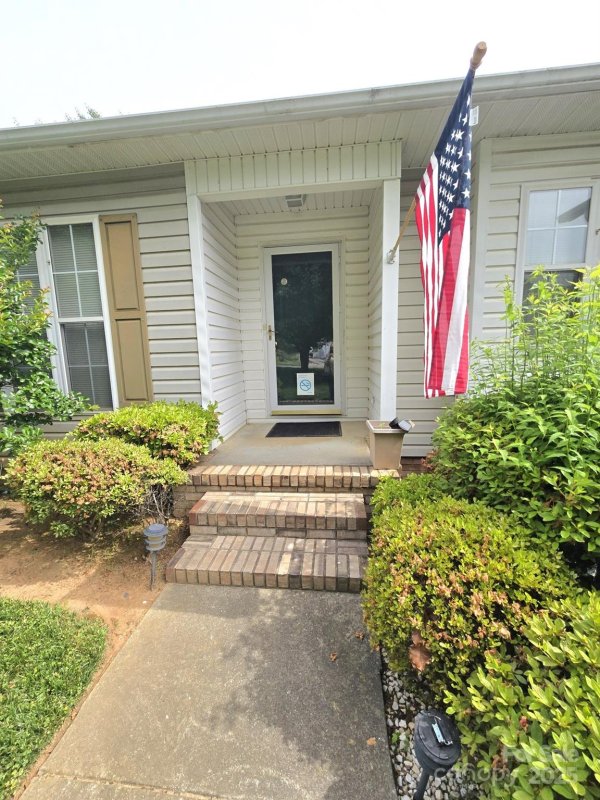 Property image 3 of 317 Robert Keever Road in Keever Estates, Stanley, NC 28164