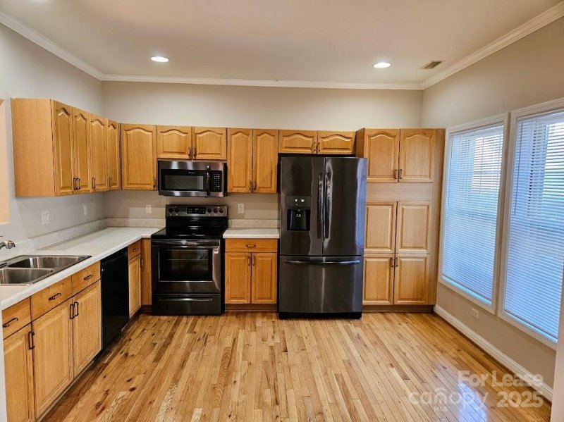 Property image 4 at 7028 Walnut Ridge Court, Charlotte, NC 28217