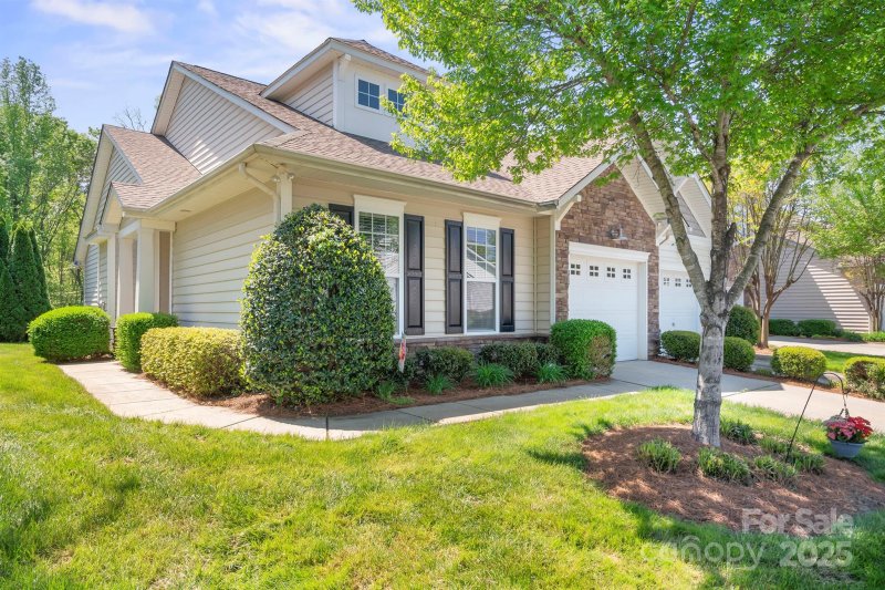 Property image 3 at 512 Park View Drive, Belmont, NC 28012