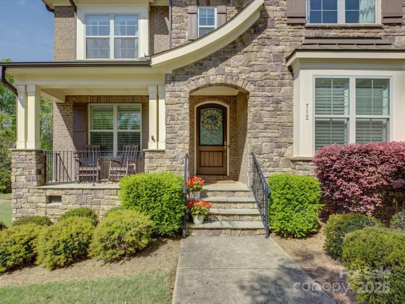 Property image 4 at 712 Chase Court, Fort Mill, SC 29708