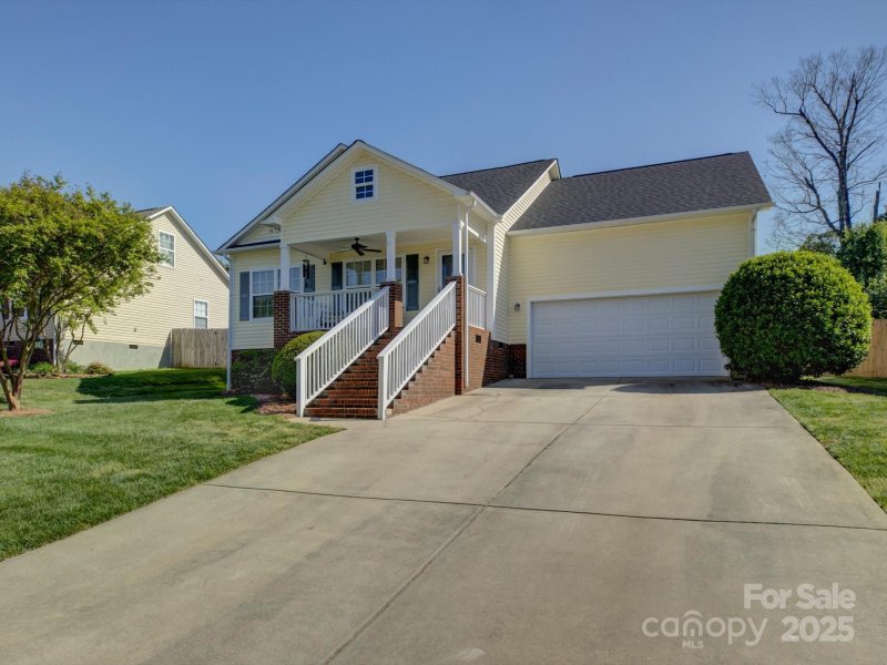 Property image 2 at 1488 Meadow Glen Lane, Rock Hill, SC 29730