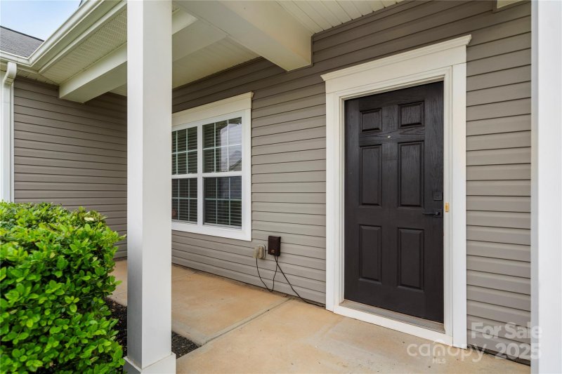 Property image 4 at 13012 Hunting Birds Lane, Charlotte, NC 28278