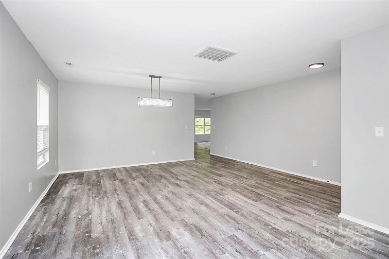 Property image 5 at 3105 Buckleigh Drive, Charlotte, NC 28215