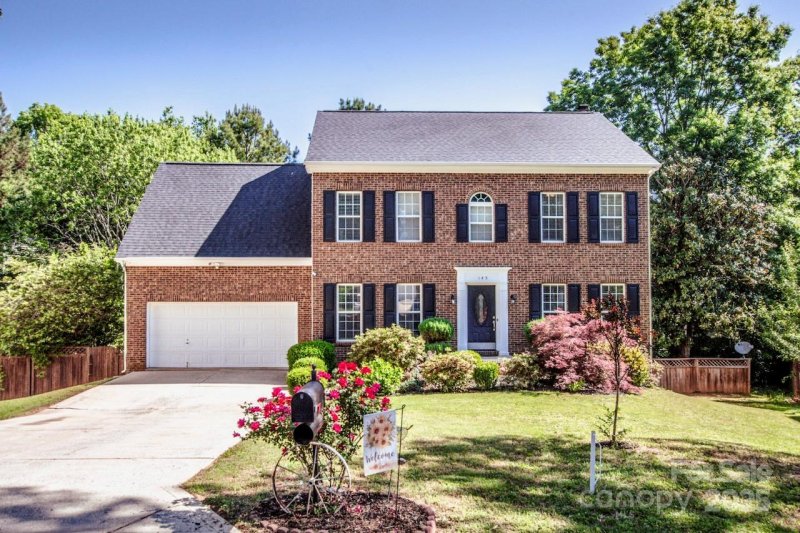 145 Meadow Pond Lane