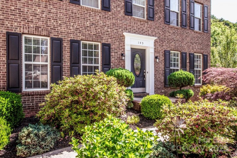 Property image 4 at 145 Meadow Pond Lane, Mooresville, NC 28117