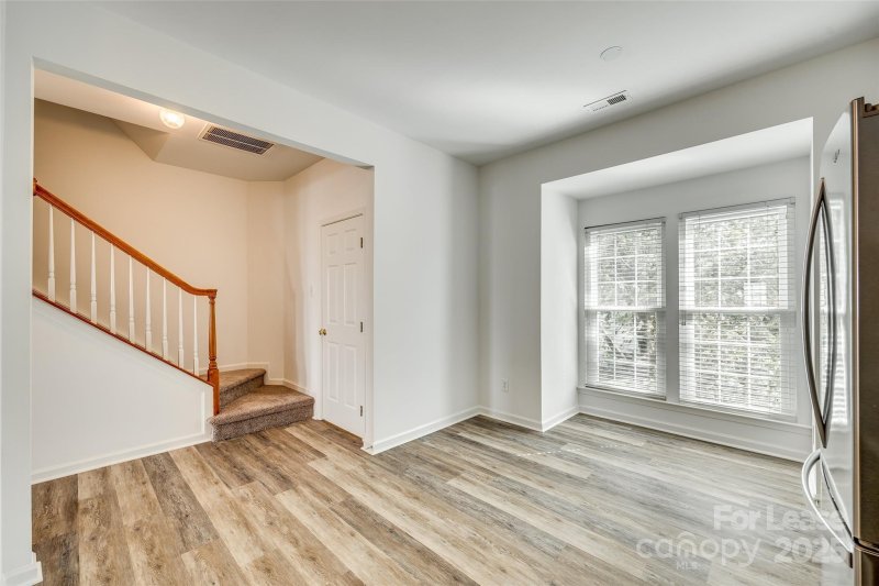 Property image 4 at 15619 Sir Charles Place, Charlotte, NC 28277