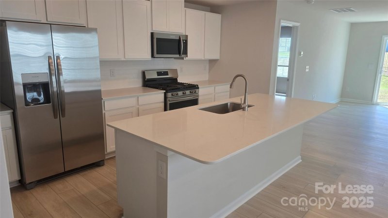 Property image 3 at 13144 Hampton Bay Lane, Charlotte, NC 28262