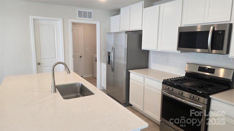 Property image 4 at 13144 Hampton Bay Lane, Charlotte, NC 28262