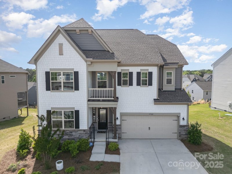 Property image 3 of 17502 Snug Harbor Road in The Palisades, Charlotte, NC 28278