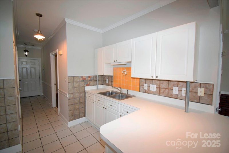 Property image 5 at 8955 Meadow Vista Road, Charlotte, NC 28213