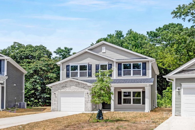 Property image 2 at 1144 Thayer Glen Court, Charlotte, NC 28213